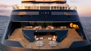 Ritz Carlton Yachts pool